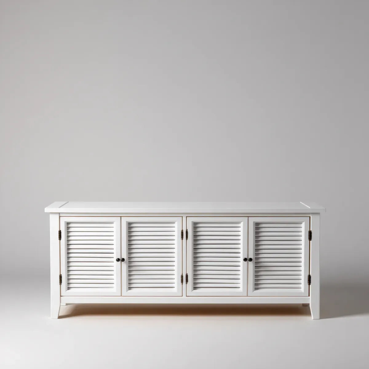 Meuble TV rectangulaire blanc à 4 portes persiennées 160 x 40 x 75 cm en MDF et pin massif